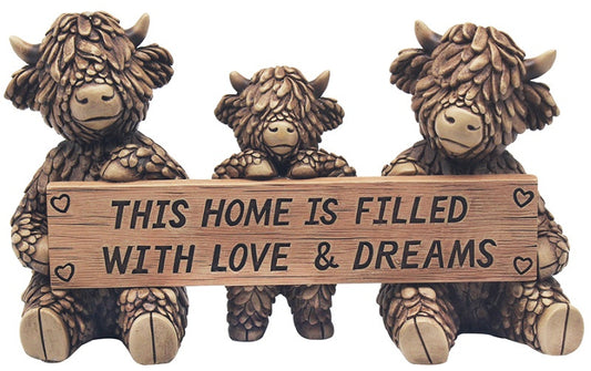 Hughie Highland Family Cows & Plaque Deco